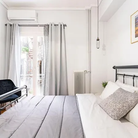 Downtown Cute Apt In The Heart Of Plaka Athens Exterior photo