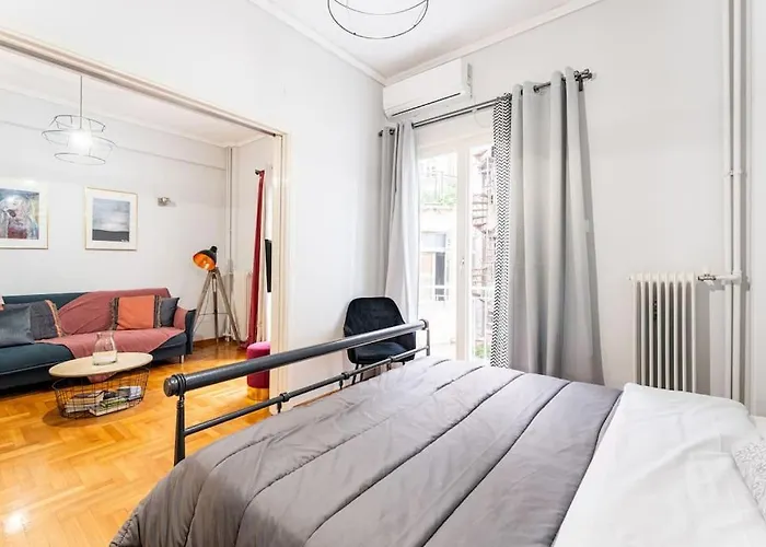 Downtown Cute Apt In The Heart Of Plaka