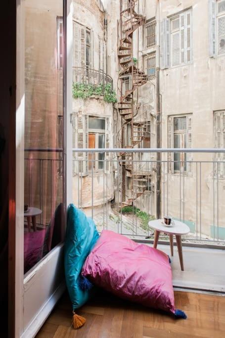 Apartment Downtown Cute In The Heart Of Plaka Athens